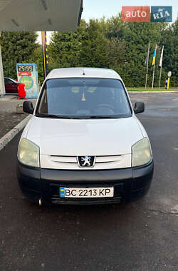 Минивэн Peugeot Partner 2005 в Комарному
