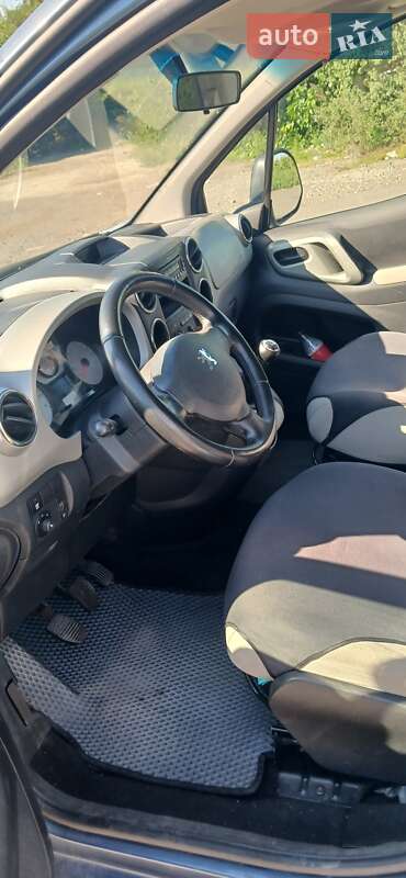 Минивэн Peugeot Partner 2009 в Знаменке