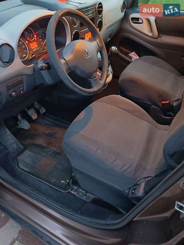 Мінівен Peugeot Partner 2014 в Львові