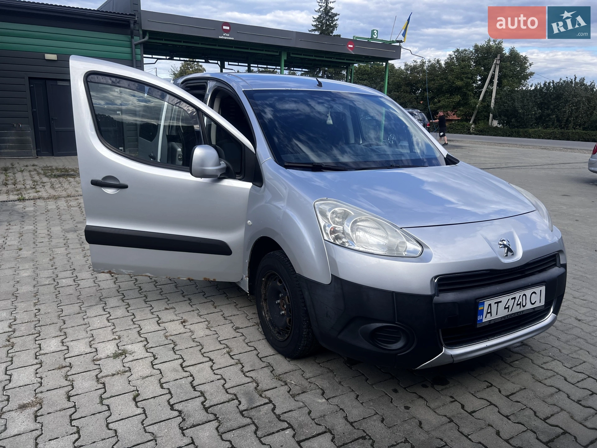 2012 Peugeot Partner - мініатюра 8
