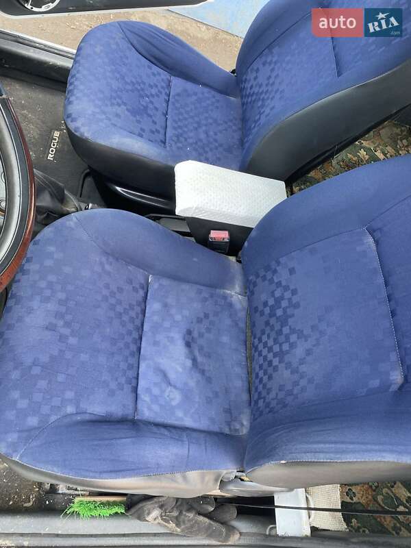 Другие грузовики Peugeot Partner 2011 в Харькове