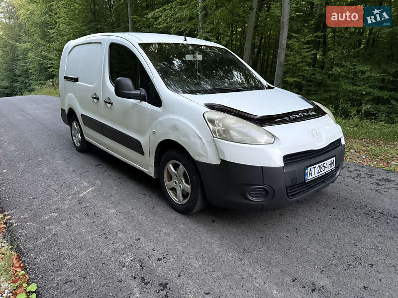 Минивэн Peugeot Partner 2012 в Ивано-Франковске