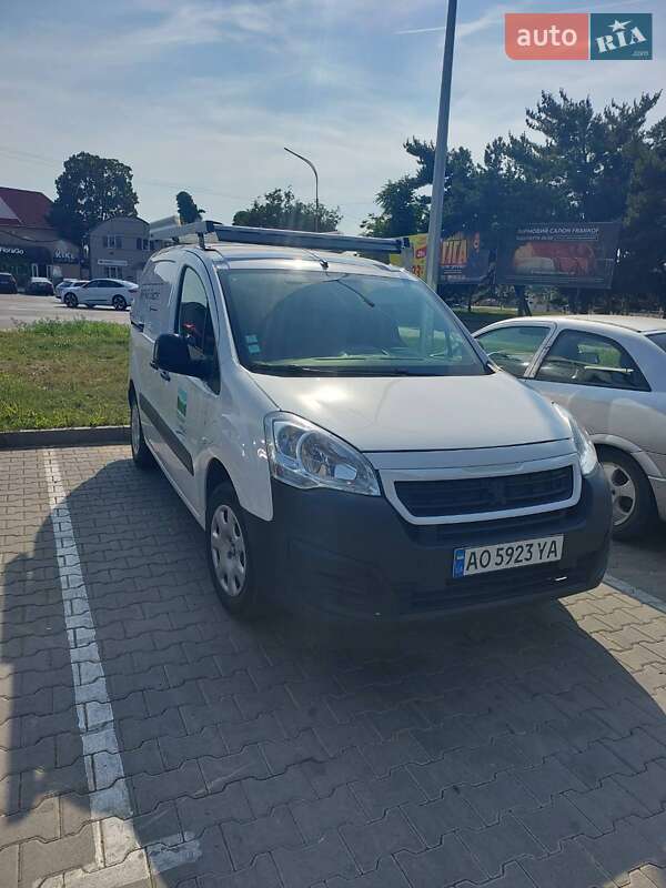 Грузовой фургон Peugeot Partner 2018 в Ужгороде