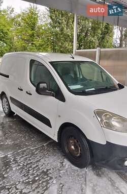Грузовой фургон Peugeot Partner 2011 в Киеве