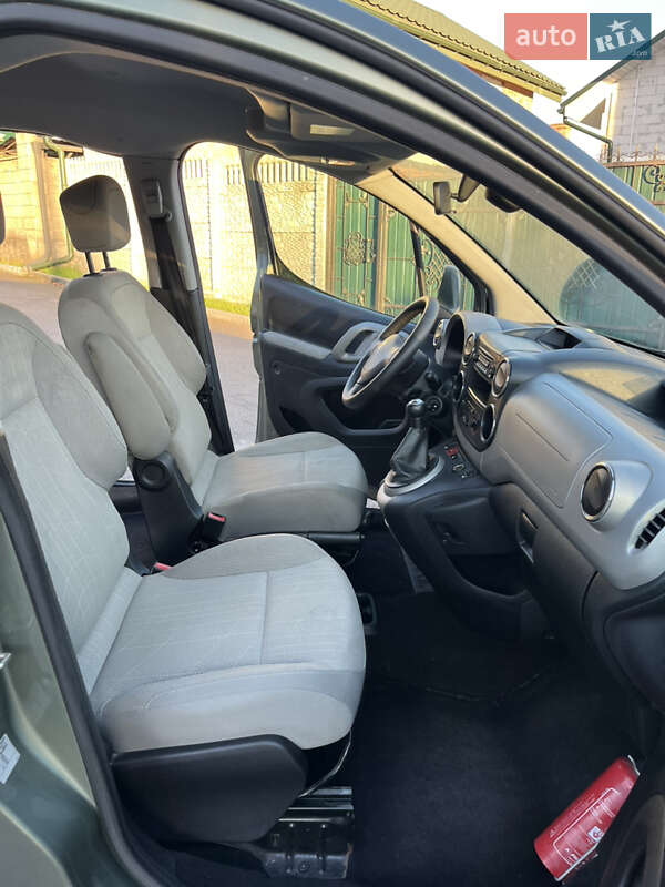 Минивэн Peugeot Partner 2011 в Ровно