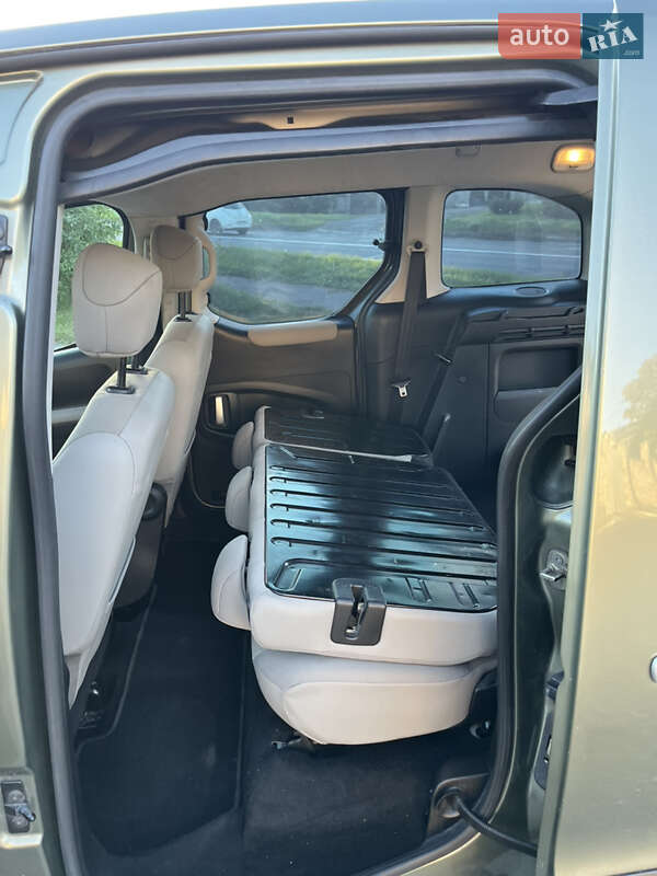 Минивэн Peugeot Partner 2011 в Ровно