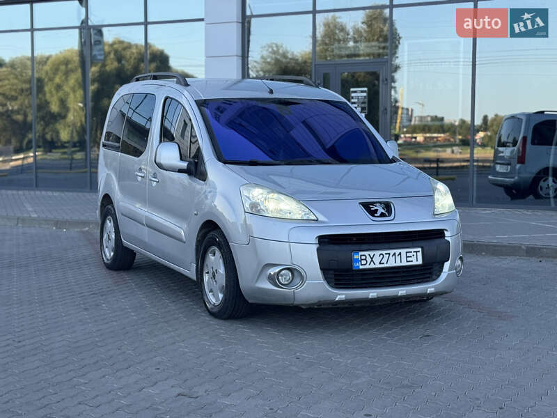 Минивэн Peugeot Partner 2010 в Хмельницком