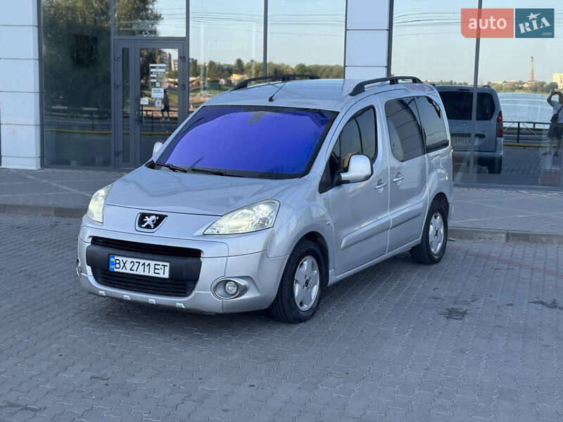 Минивэн Peugeot Partner 2010 в Хмельницком