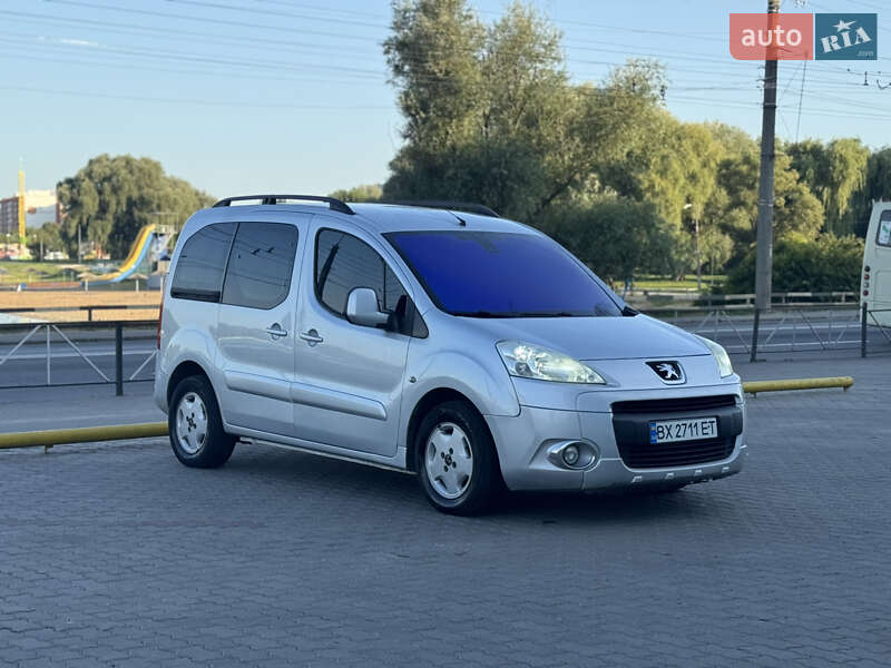 Минивэн Peugeot Partner 2010 в Хмельницком