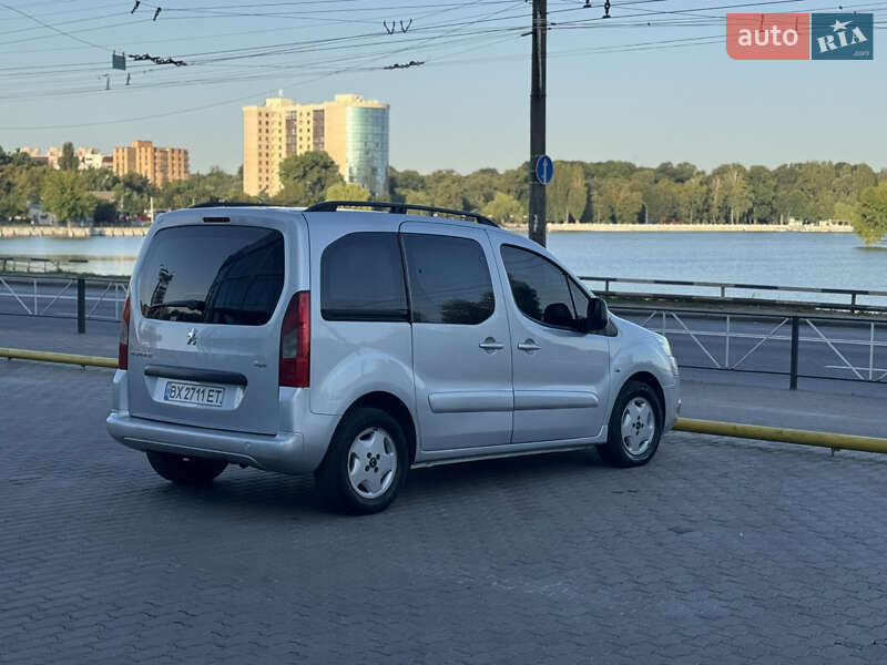 Минивэн Peugeot Partner 2010 в Хмельницком