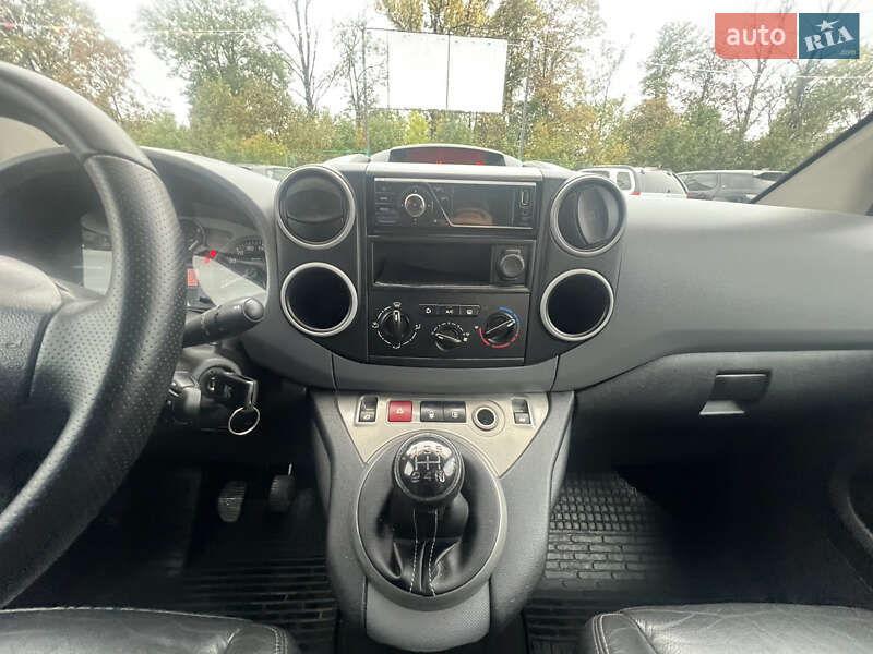 Мінівен Peugeot Partner 2010 в Коломиї