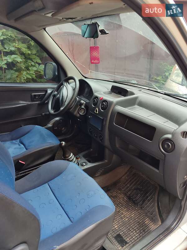 Вантажний фургон Peugeot Partner 2002 в Києві