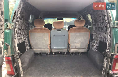 Минивэн Peugeot Partner 2006 в  фото 10 Минивэн Peugeot Partner 2006 в