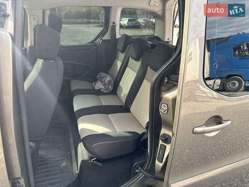 Минивэн Peugeot Partner 2015 в Иршаве фото 8 Минивэн Peugeot Partner 2015 в Иршаве