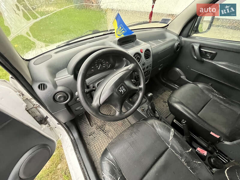 Минивэн Peugeot Partner 2006 в Подкамне фото 12 Минивэн Peugeot Partner 2006 в Подкамне