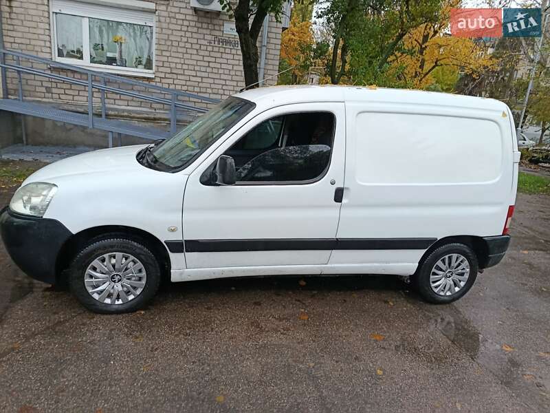 Грузовой фургон Peugeot Partner 2007 в Горишних Плавнях