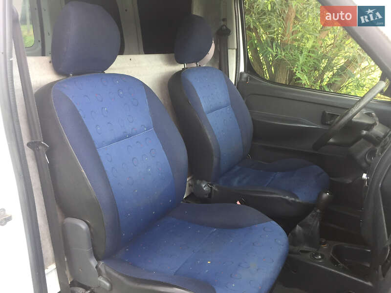 Грузовой фургон Peugeot Partner 2005 в Коломые