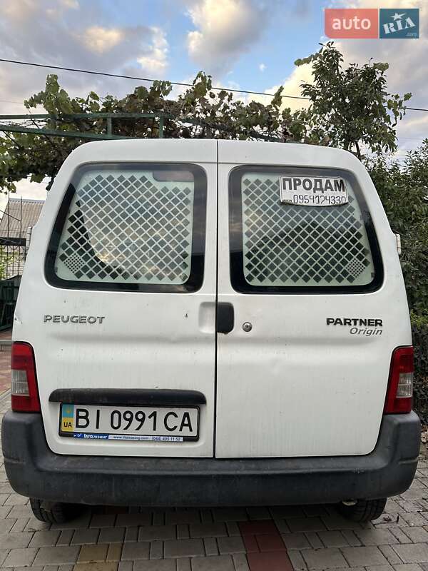 Вантажний фургон Peugeot Partner 2010 в Карлівці фото 6 Вантажний фургон Peugeot Partner 2010 в Карлівці