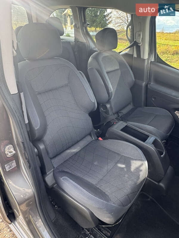 Мінівен Peugeot Partner 2011 в Калуші