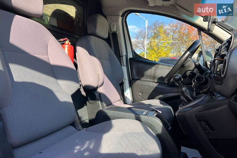 Грузовой фургон Peugeot Partner 2014 в Ивано-Франковске