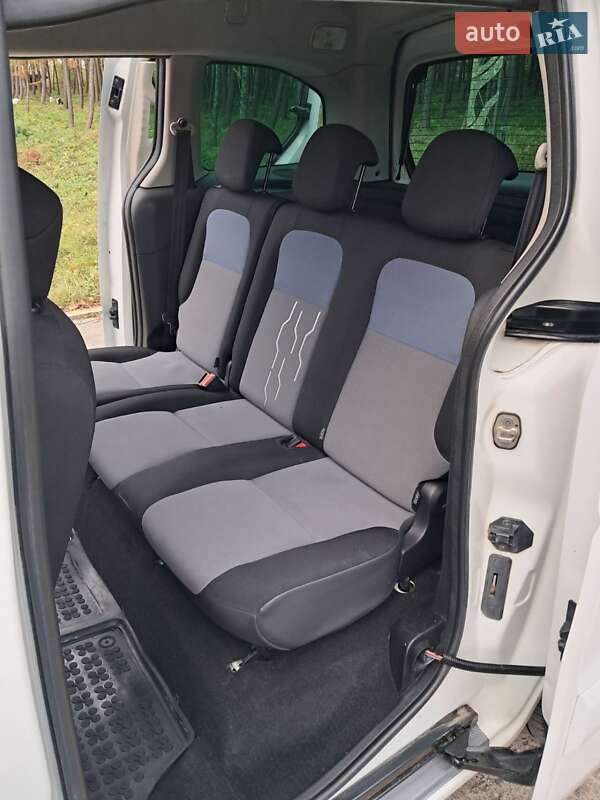 Минивэн Peugeot Partner 2016 в Хмельницком фото 10 Минивэн Peugeot Partner 2016 в Хмельницком