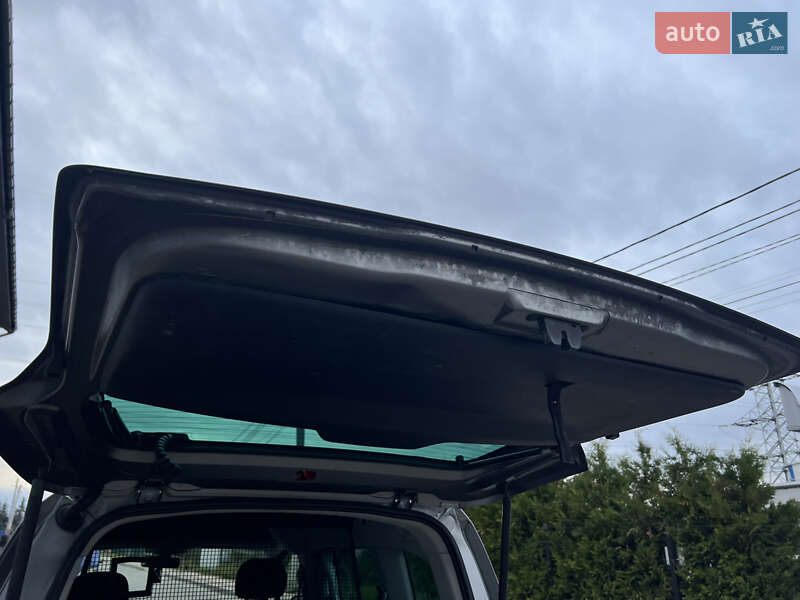 Минивэн Peugeot Partner 2009 в Киеве фото 16 Минивэн Peugeot Partner 2009 в Киеве