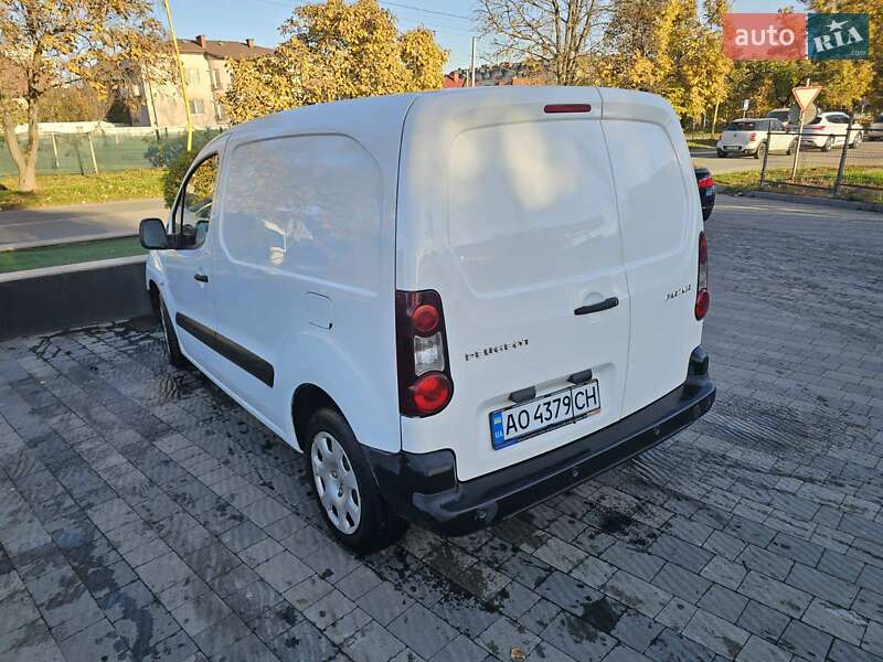 Грузовой фургон Peugeot Partner 2014 в Ужгороде