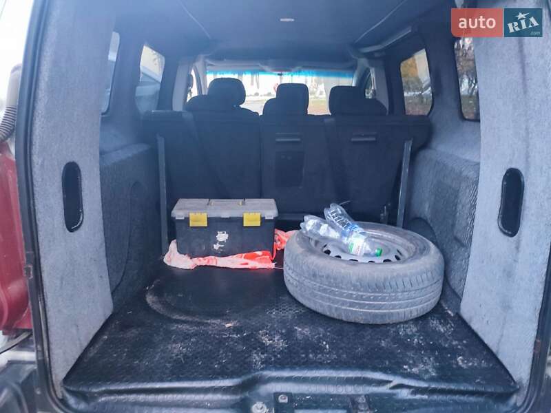 Мінівен Peugeot Partner 2010 в Теофіполі