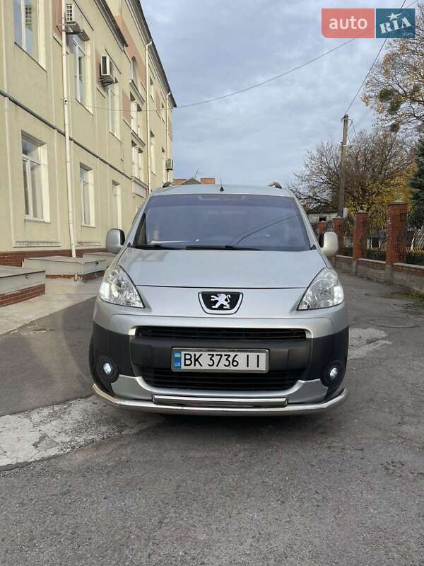 Минивэн Peugeot Partner 2009 в Ровно фото 6 Минивэн Peugeot Partner 2009 в Ровно