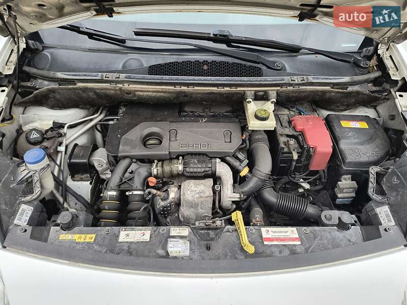 Вантажний фургон Peugeot Partner 2012 в Тернополі фото 20 Вантажний фургон Peugeot Partner 2012 в Тернополі