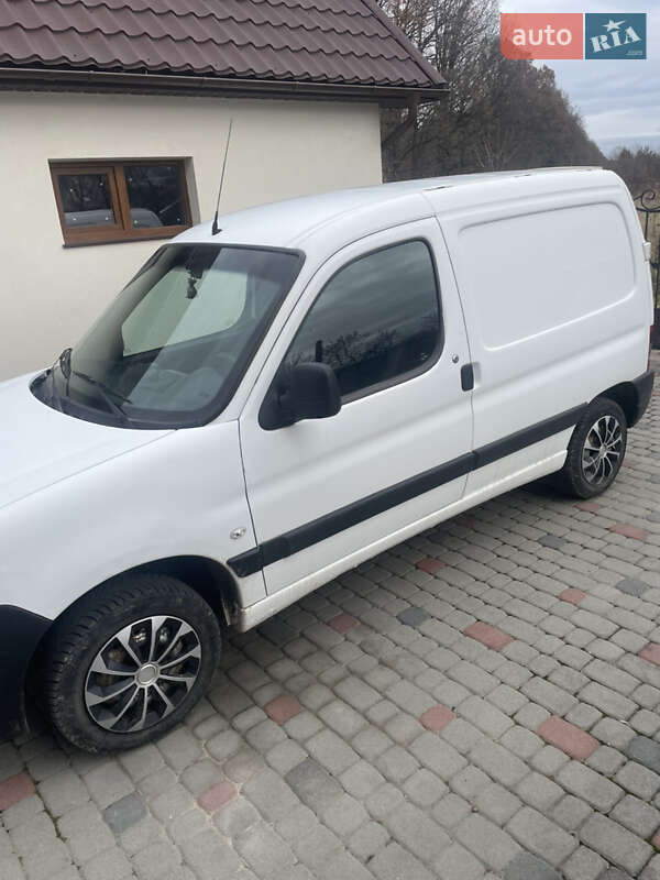 Грузопассажирский фургон Peugeot Partner 2008 в Ланчине