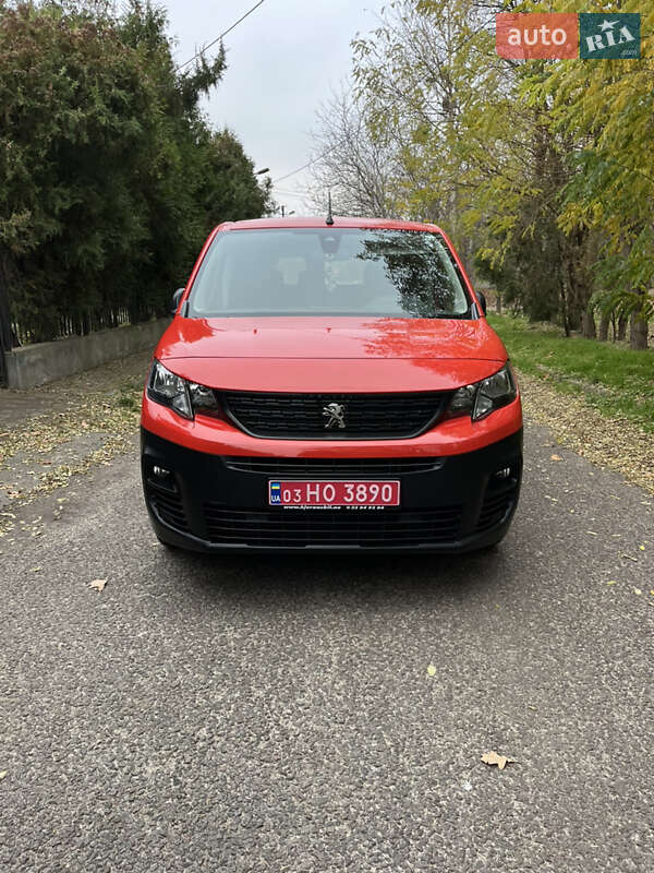 Грузовой фургон Peugeot Partner 2019 в Луцке фото 2 Грузовой фургон Peugeot Partner 2019 в Луцке