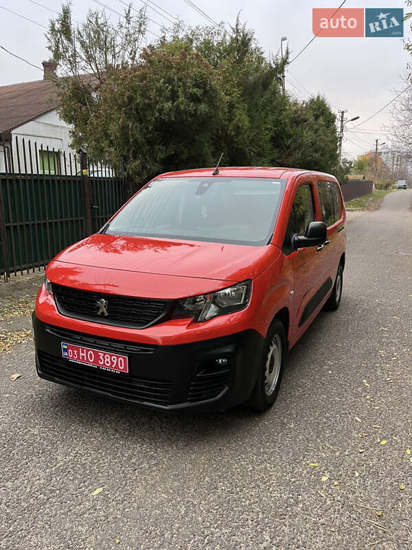 Грузовой фургон Peugeot Partner 2019 в Луцке фото 11 Грузовой фургон Peugeot Partner 2019 в Луцке