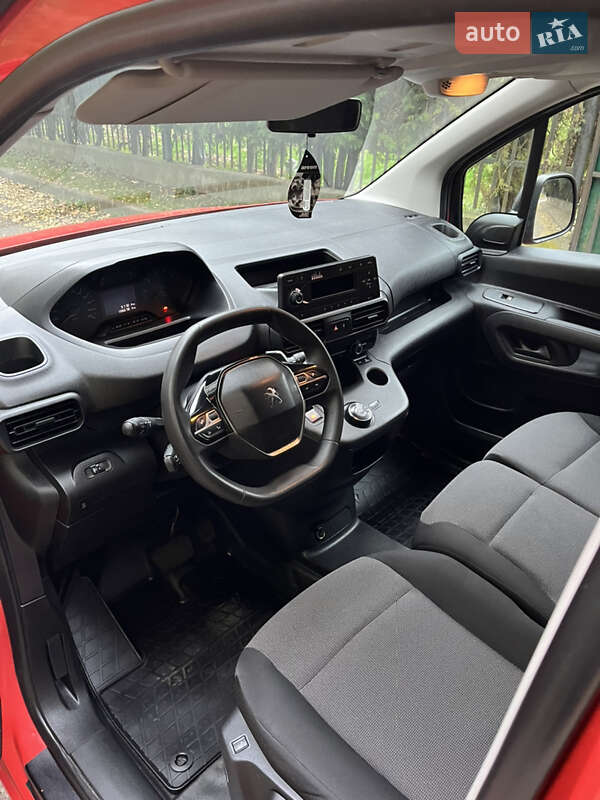 Грузовой фургон Peugeot Partner 2019 в Луцке фото 16 Грузовой фургон Peugeot Partner 2019 в Луцке