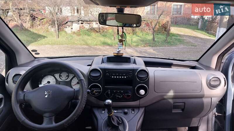 Минивэн Peugeot Partner 2010 в Ивано-Франковске