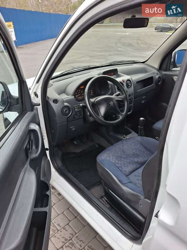 Грузовой фургон Peugeot Partner 2008 в Киеве