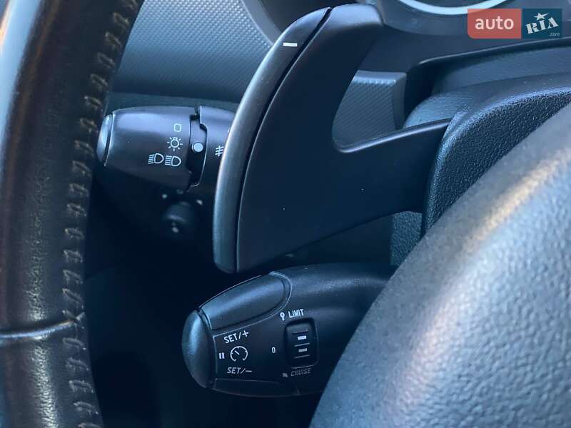 Минивэн Peugeot Partner 2016 в Киеве фото 20 Минивэн Peugeot Partner 2016 в Киеве