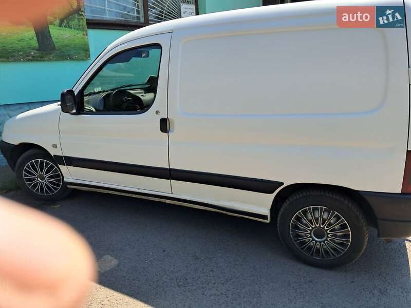 Грузовой фургон Peugeot Partner 2002 в Жмеринке фото 3 Грузовой фургон Peugeot Partner 2002 в Жмеринке