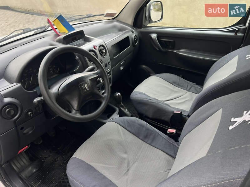 Мінівен Peugeot Partner 2007 в Жовкві