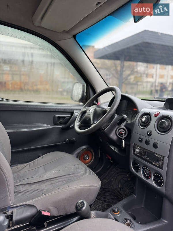 Минивэн Peugeot Partner 2004 в Черновцах фото 13 Минивэн Peugeot Partner 2004 в Черновцах