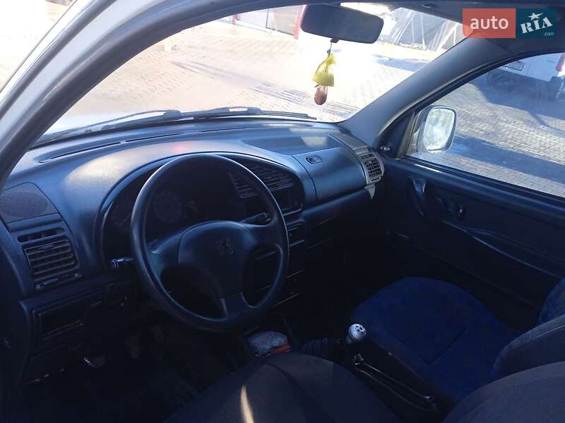 Минивэн Peugeot Partner 1998 в Бориславе