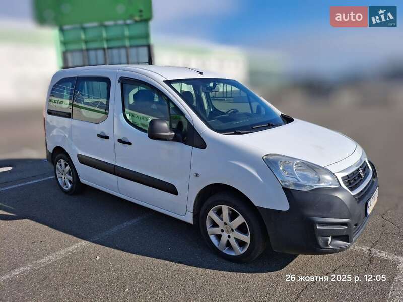 Минивэн Peugeot Partner 2017 в Киеве фото 3 Минивэн Peugeot Partner 2017 в Киеве