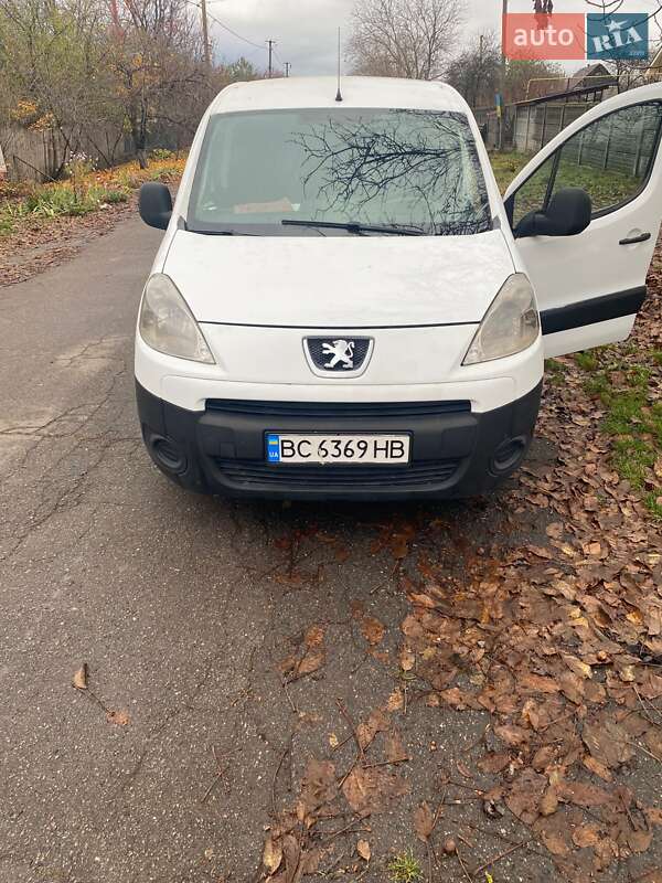 Минивэн Peugeot Partner 2011 в Новомосковске фото 4 Минивэн Peugeot Partner 2011 в Новомосковске