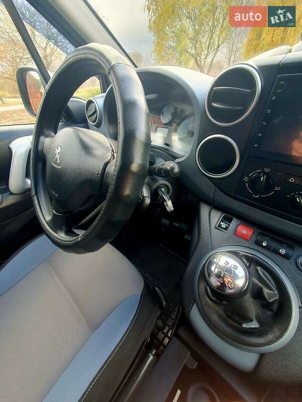 Минивэн Peugeot Partner 2013 в Сумах фото 13 Минивэн Peugeot Partner 2013 в Сумах