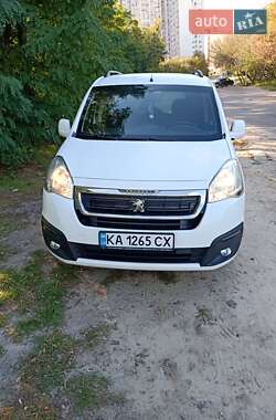 Минивэн Peugeot Partner 2015 в Киеве
