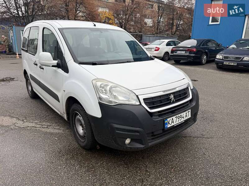 Минивэн Peugeot Partner 2017 в Киеве