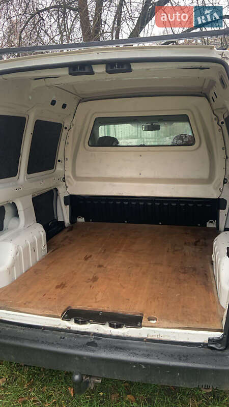 Грузовой фургон Peugeot Partner 2003 в Чернигове