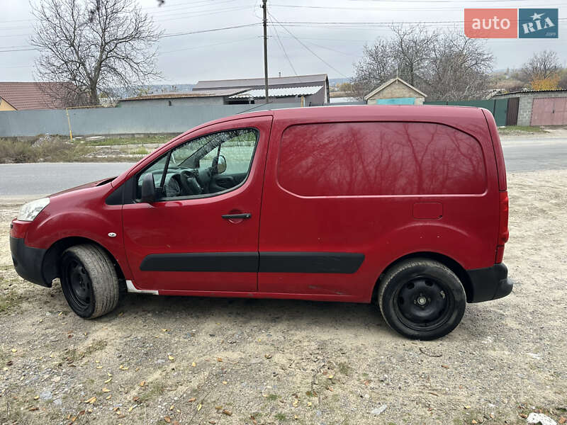 Грузовой фургон Peugeot Partner 2010 в Днепре