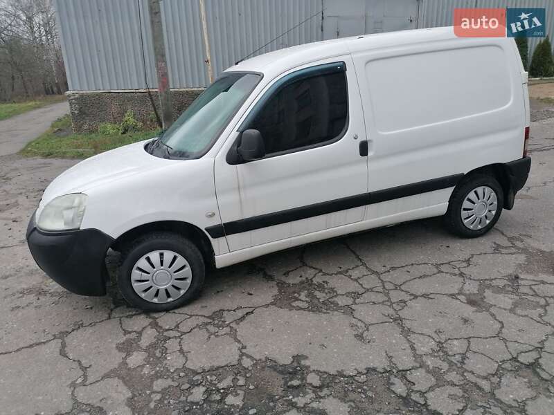Грузовой фургон Peugeot Partner 2006 в Виннице