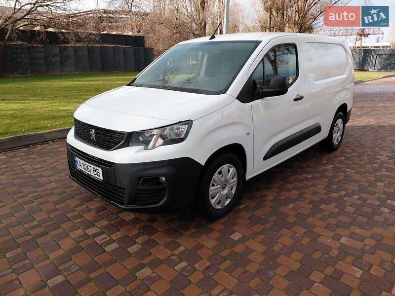 Вантажопасажирський фургон Peugeot Partner 2020 в Києві